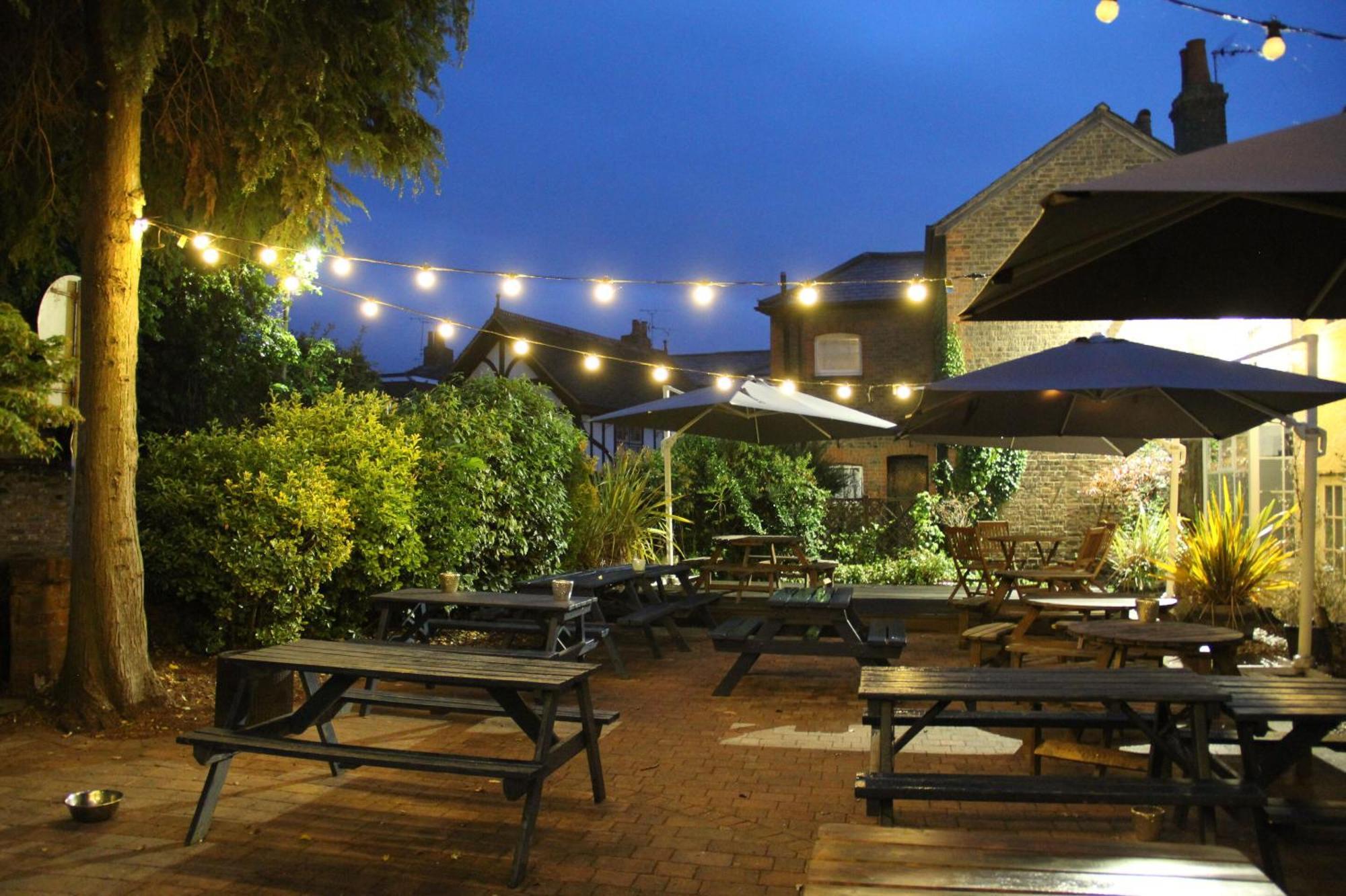 Blue Boar Hotel Молдон Экстерьер фото