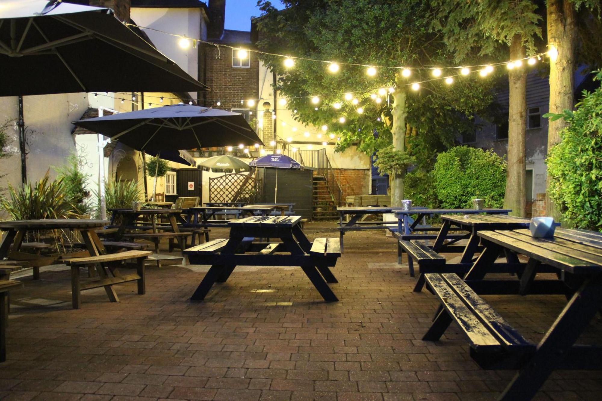 Blue Boar Hotel Молдон Экстерьер фото